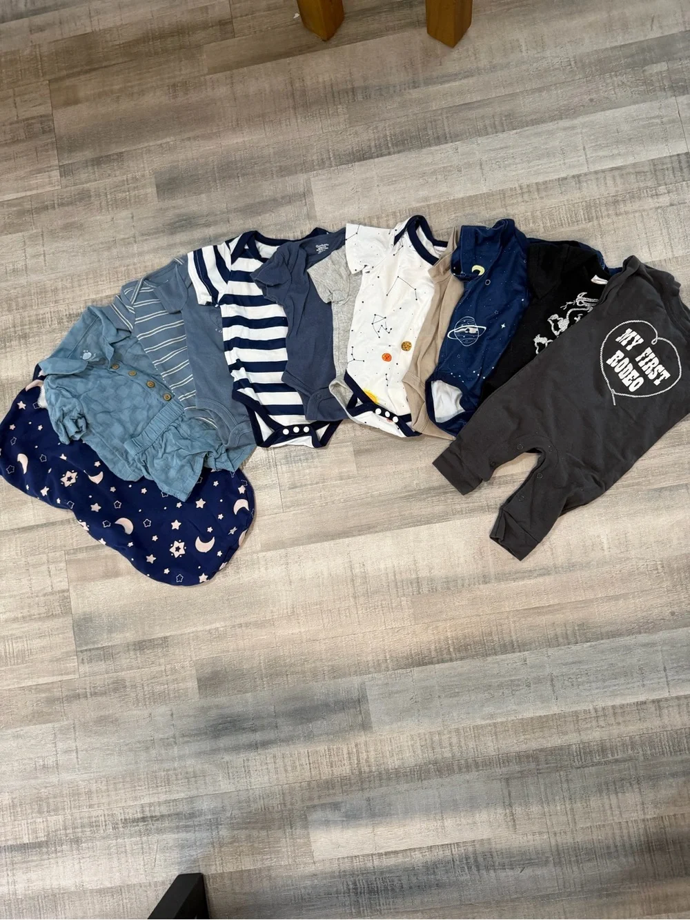 10 Pc Newborn Baby Boy Clothing Lot Gerber Carter’s Onesies Outfit Sleep Sack